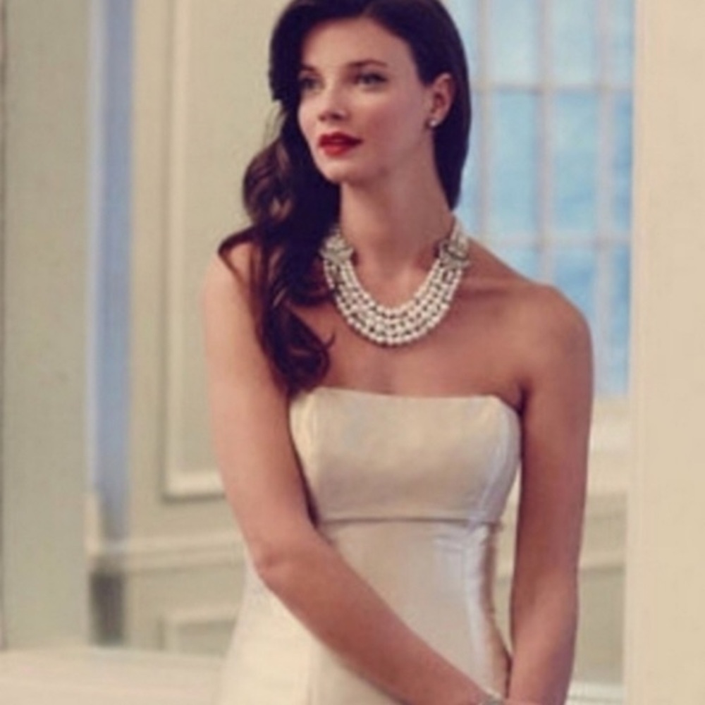 Chloe + Isabel Heirloom Pearl Deco Statement Necklace